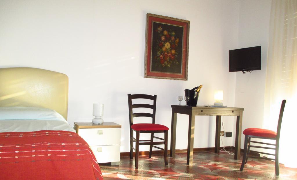 Residenza Paola Hotel Palermo Eksteriør billede