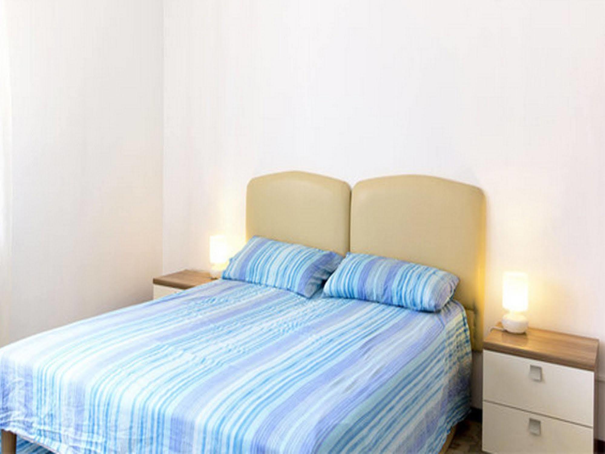 Residenza Paola Hotel Palermo Eksteriør billede